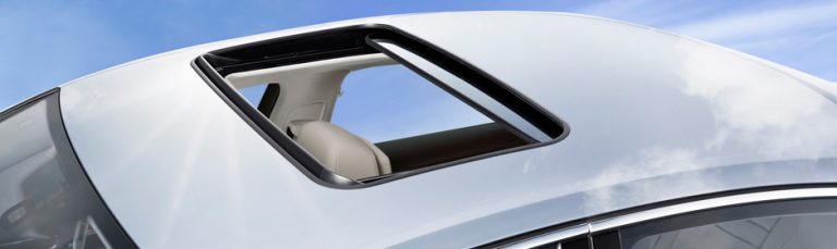Integrated tilt / sliding sunroof.
